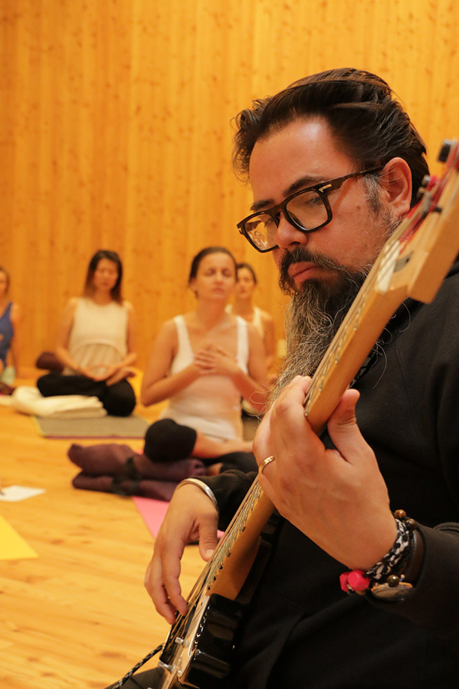 kundalini_yoga_masterclass_live_music-2